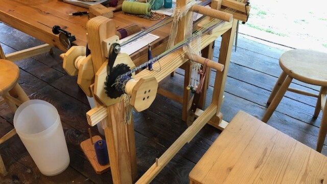 Swedish style band loom